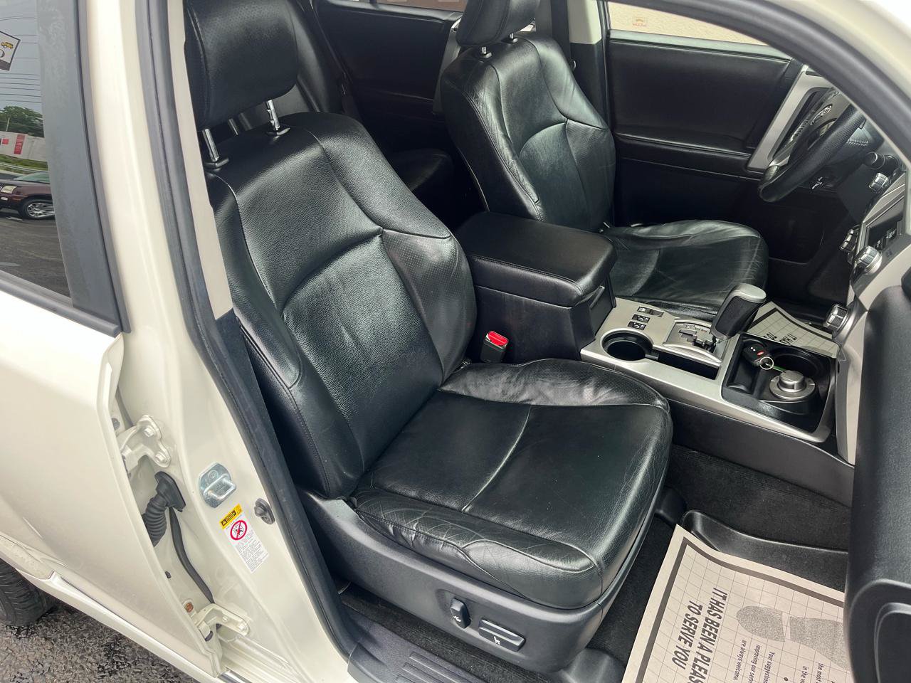 Used 2010 Toyota 4Runner Limited AWD/4WD image 31