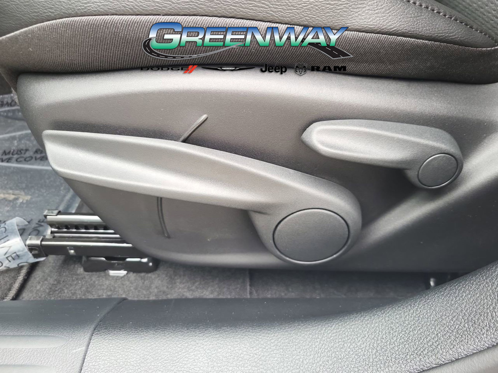 New 2026 Jeep Compass Latitude image 17