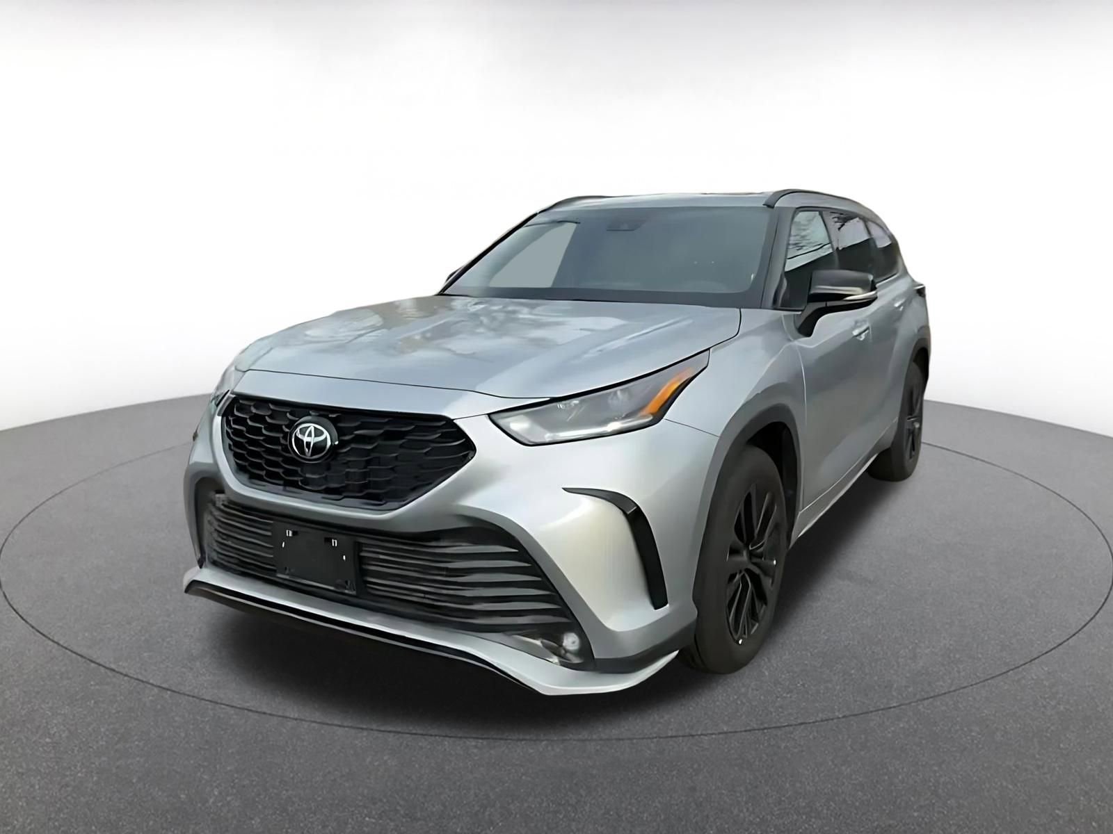 Used 2025 Toyota Highlander XSE image 7