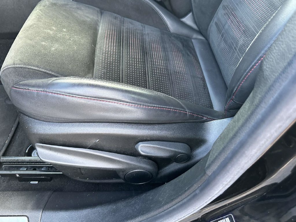 Used 2023 Dodge Hornet GT w/ Cold Weather Group AWD/4WD image 19