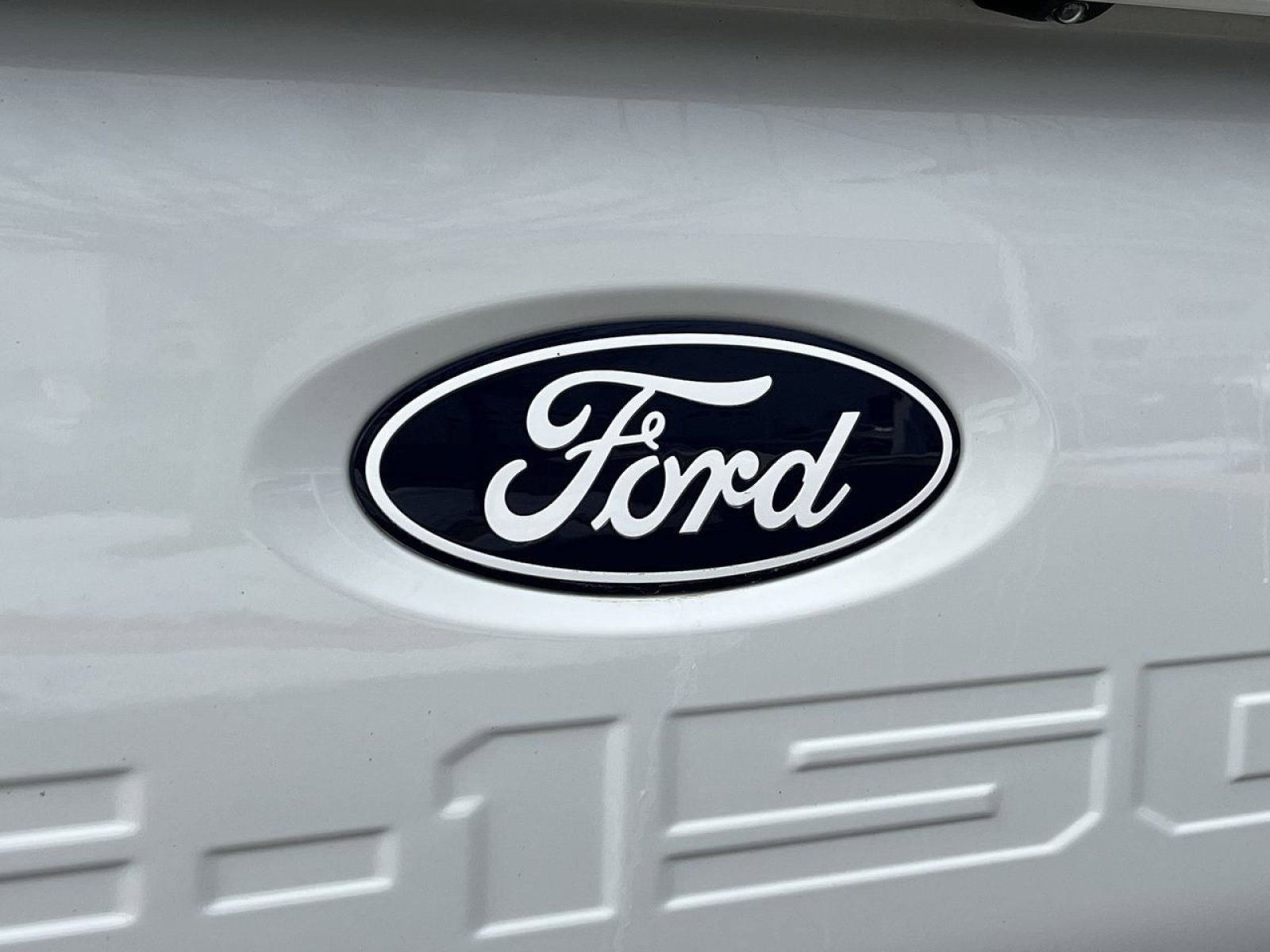 Used 2024 Ford F150 Lariat w/ Bed Utility Package image 24