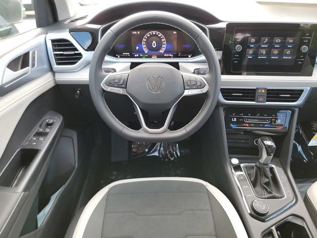 New 2025 Volkswagen Taos SE image 24