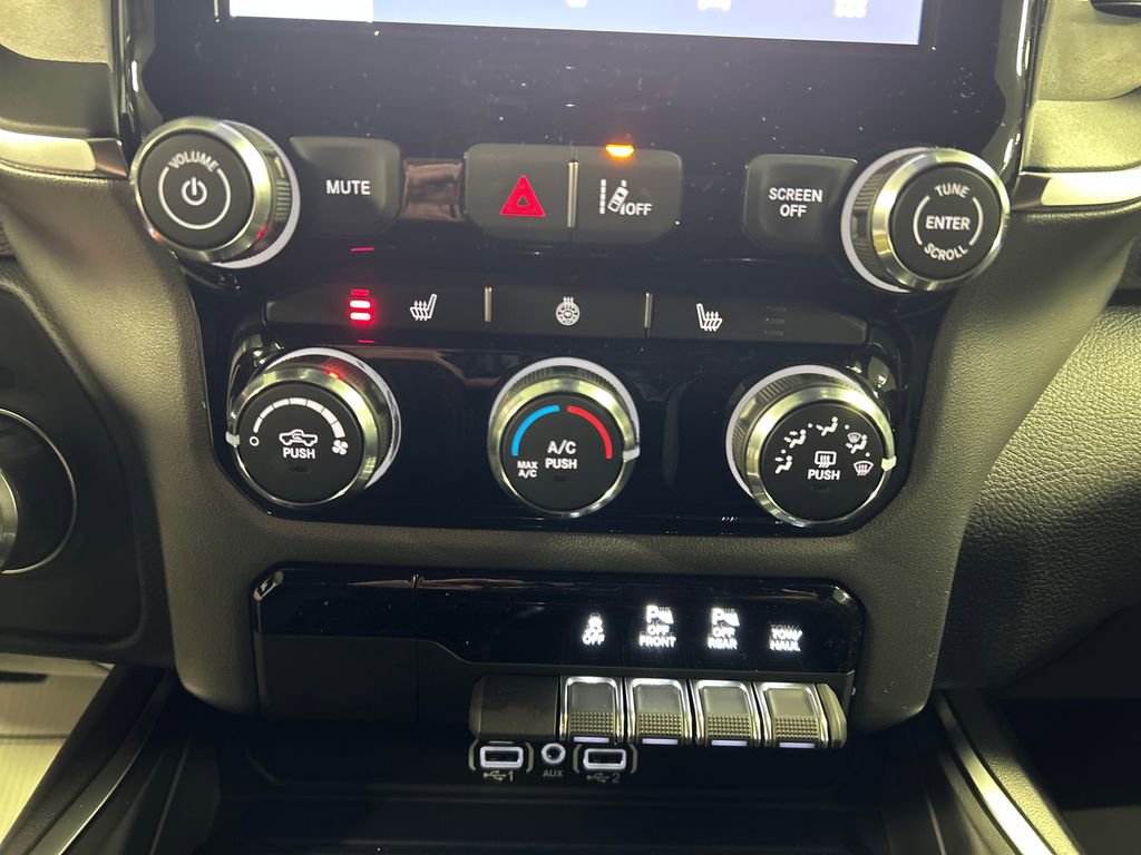New 2026 RAM 1500 Big Horn w/ Night Edition AWD/4WD image 17