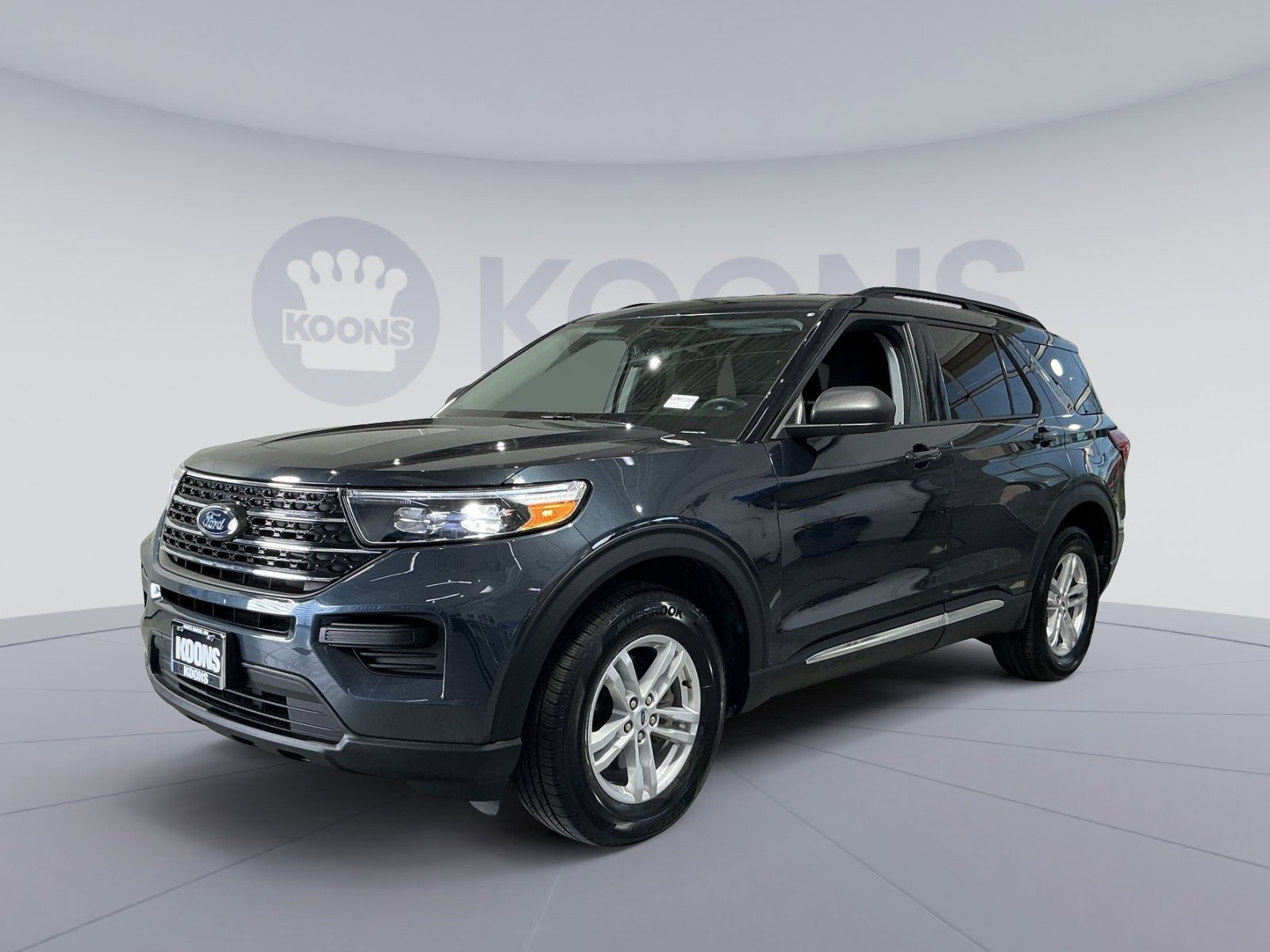 Used 2023 Ford Explorer XLT