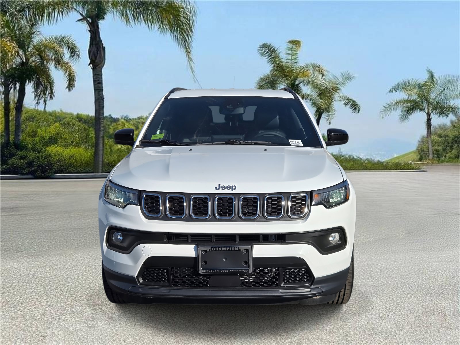 Used 2024 Jeep Compass Latitude AWD/4WD image 3