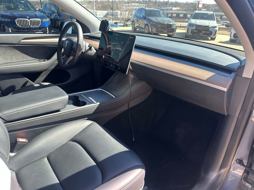 Used 2023 Tesla Model Y Performance image 15