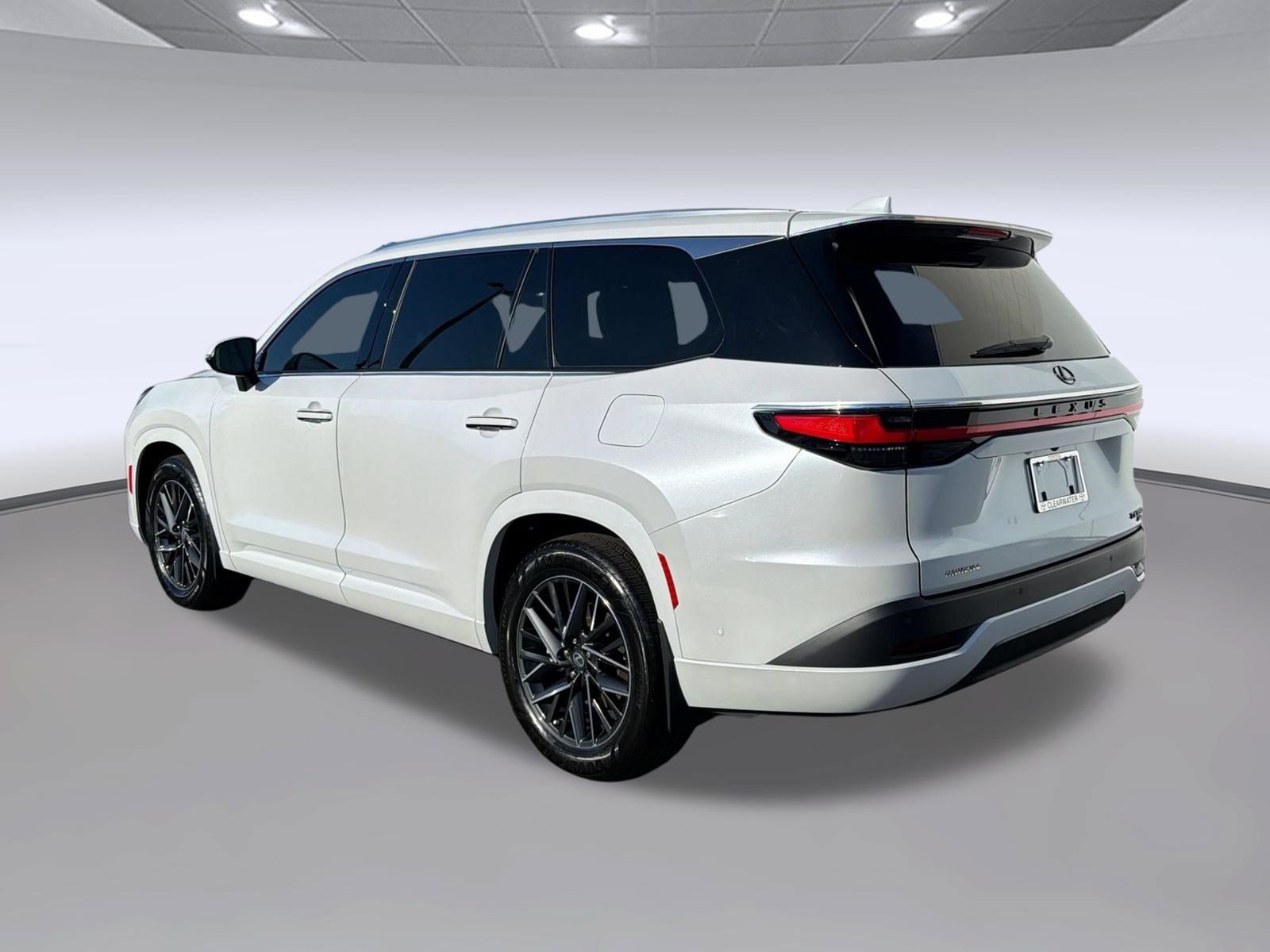 Used 2026 Lexus TX 350 AWD w/ Technology Package image 3