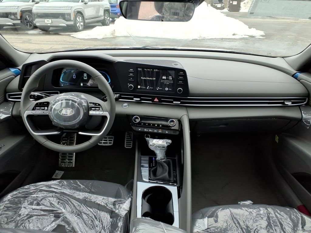 New 2026 Hyundai Elantra SEL Sport image 10