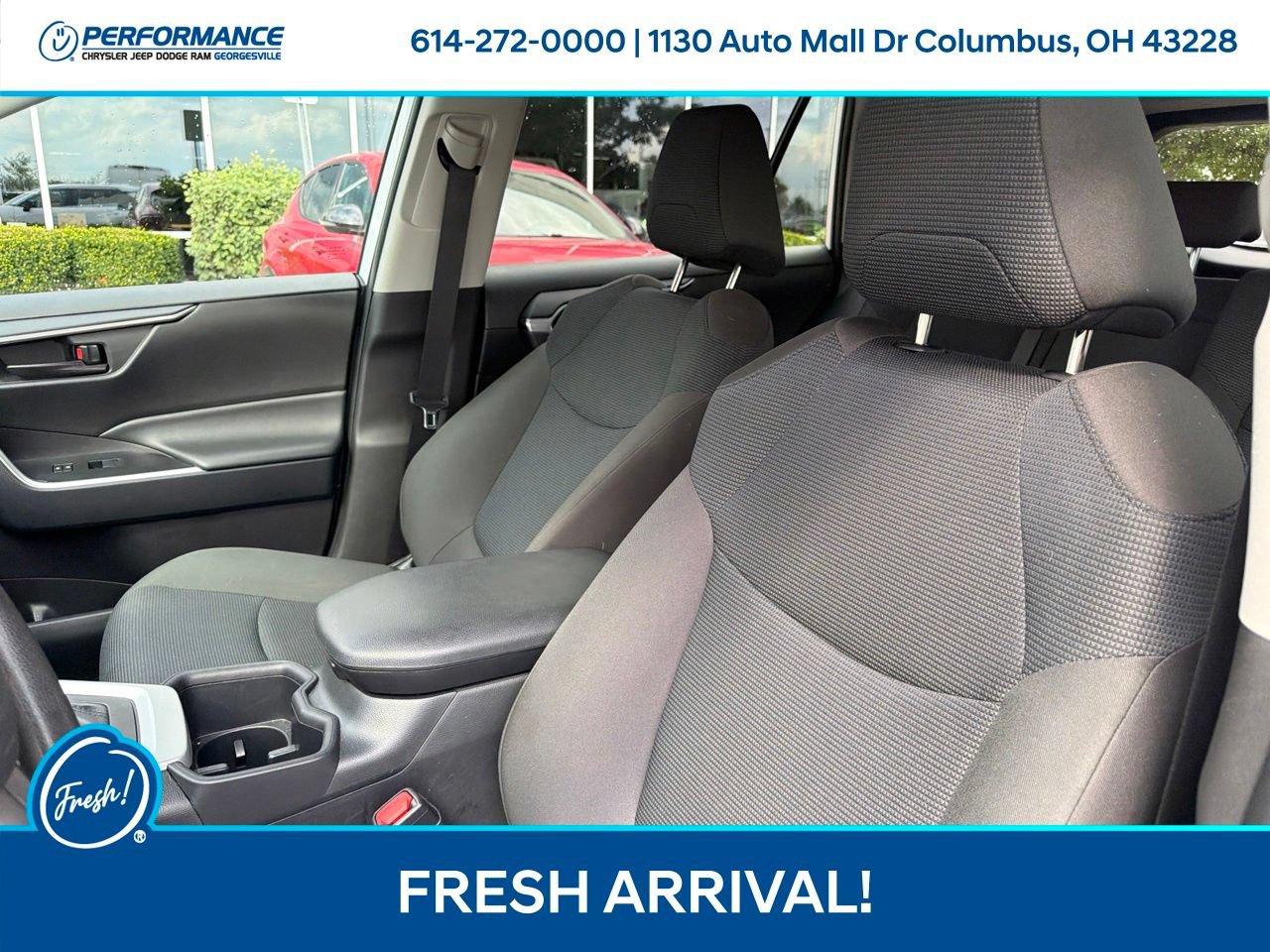 Used 2025 Toyota RAV4 LE AWD/4WD image 15