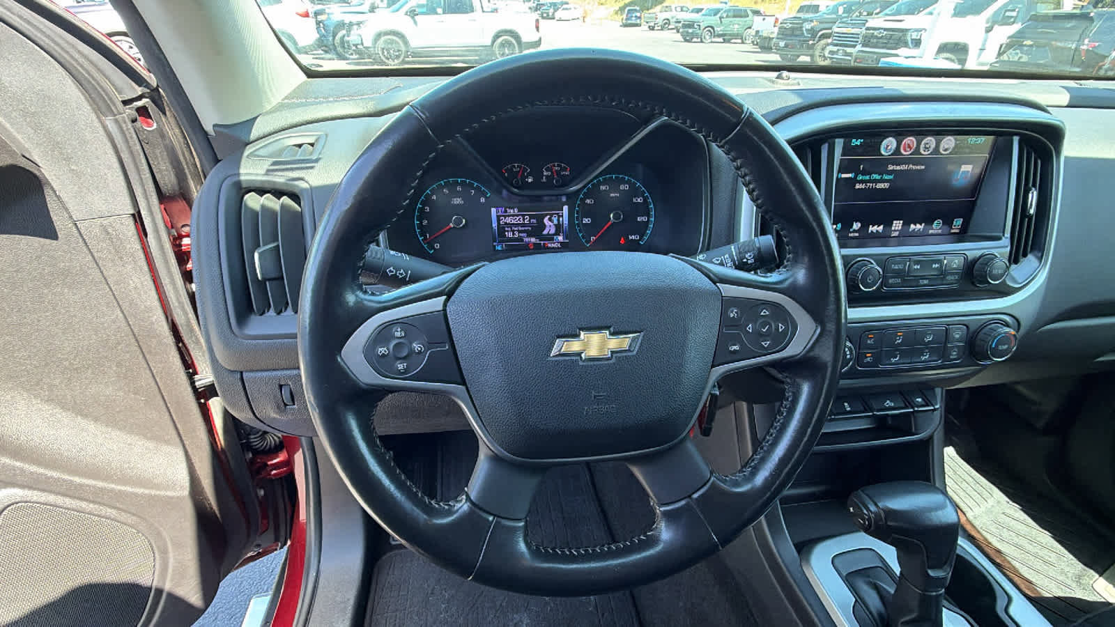 Used 2017 Chevrolet Colorado LT w/ LT Convenience Package RWD image 18