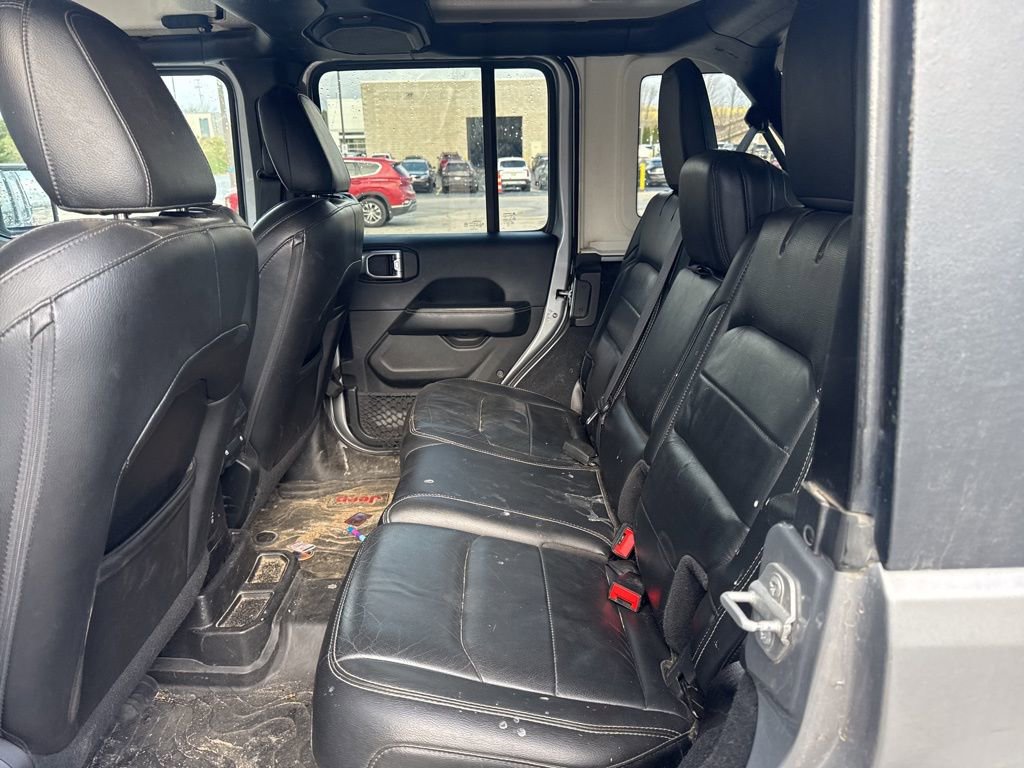 Used 2018 Jeep Wrangler Unlimited Sahara AWD/4WD image 42