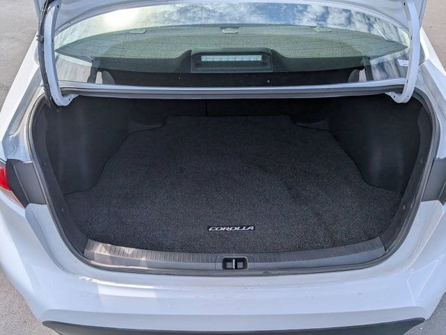 Used 2023 Toyota Corolla LE w/ Carpet Mat Package (TMS) image 10