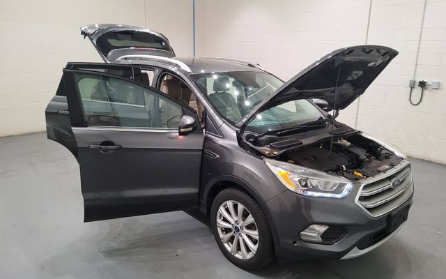 Used 2017 Ford Escape Titanium AWD/4WD image 10