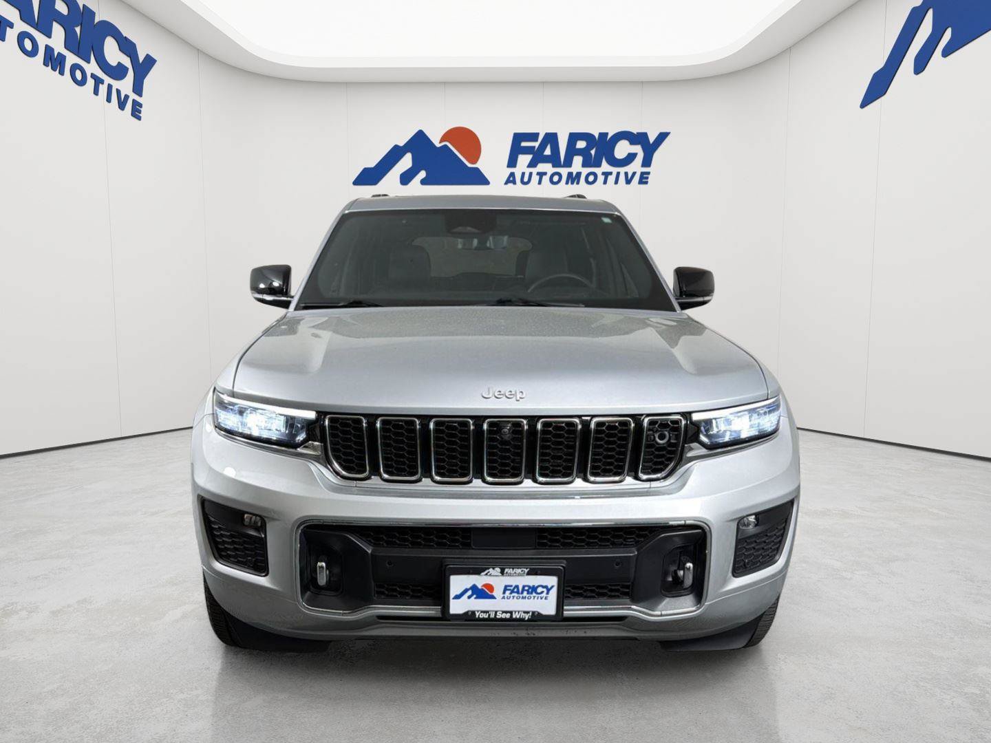 Used 2025 Jeep Grand Cherokee Overland w/ Adv Protech Group III AWD/4WD image 4