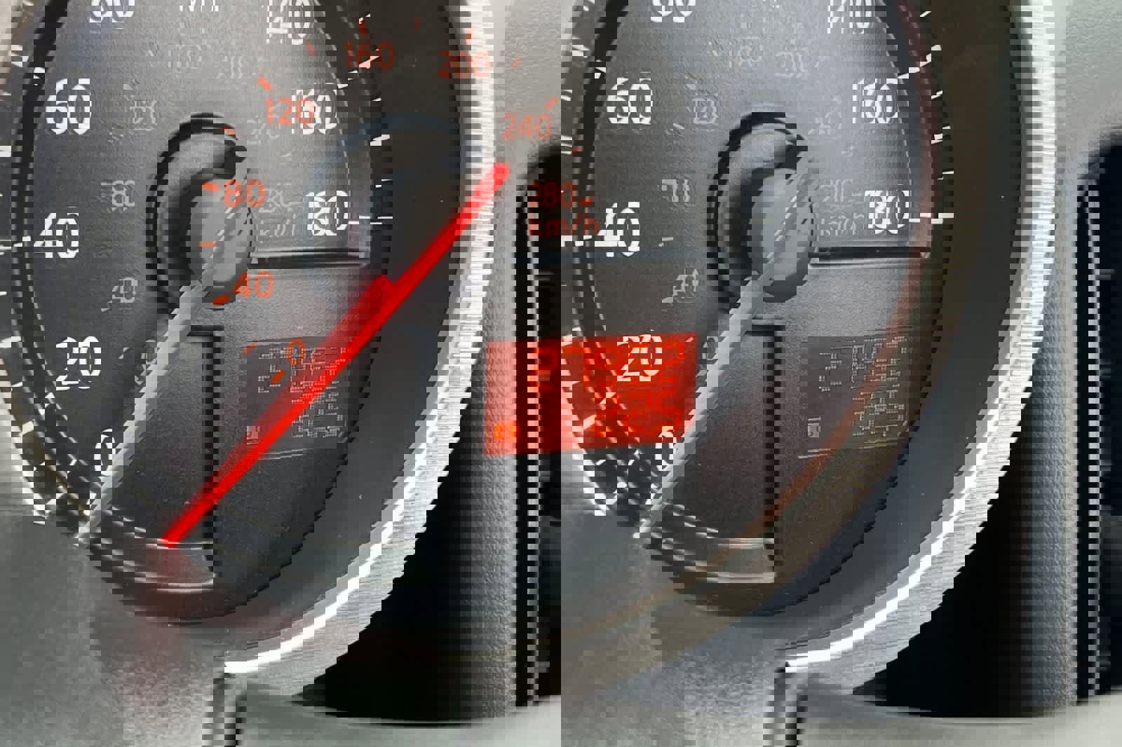 Used 2015 Nissan 370Z Touring Sport image 21