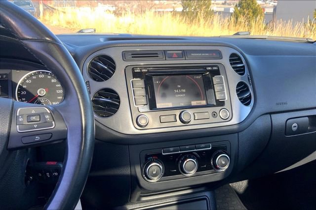 Used 2012 Volkswagen Tiguan SE image 6