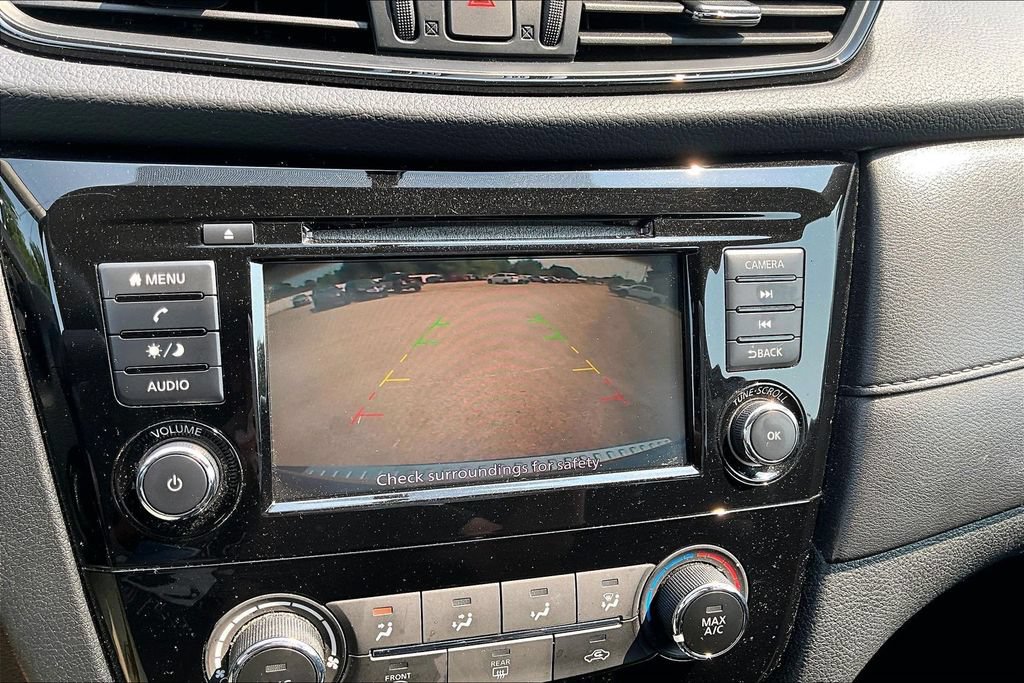 Used 2018 Nissan Rogue S AWD/4WD image 21