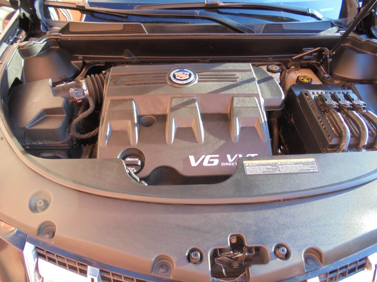 Used 2013 Cadillac SRX Luxury image 33