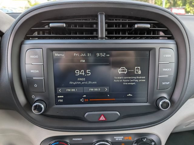 Certified 2025 Kia Soul LX w/ LX Technology Package FWD image 21