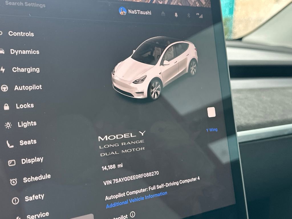 Used 2024 Tesla Model Y Long Range image 22