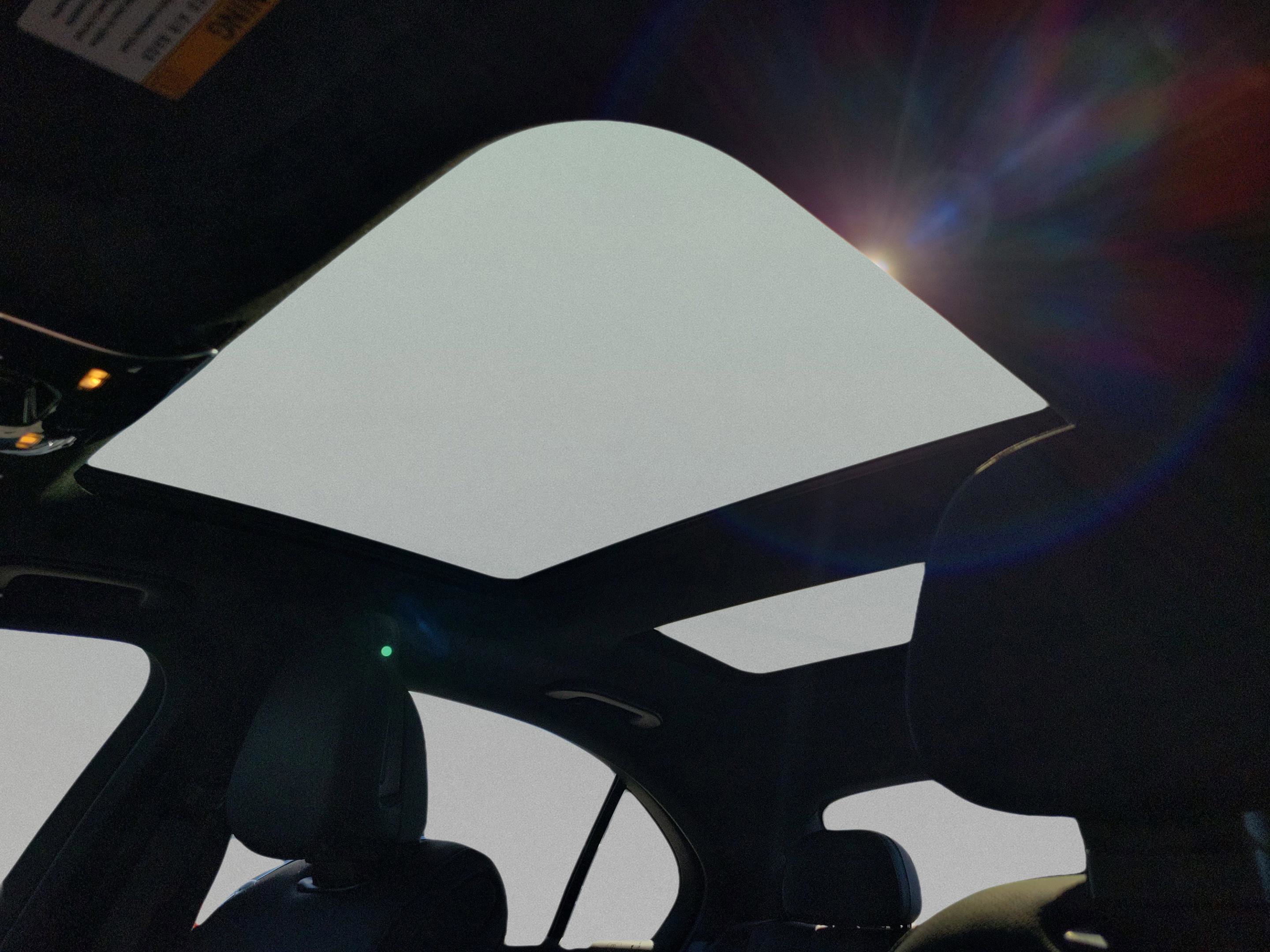 Used 2025 Mercedes-Benz C 300 Sedan image 23