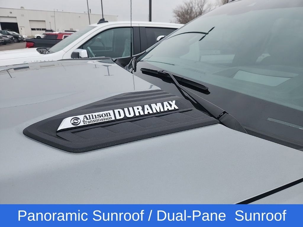 Used 2024 Chevrolet Silverado 2500 High Country w/ High Country Premium Package image 11