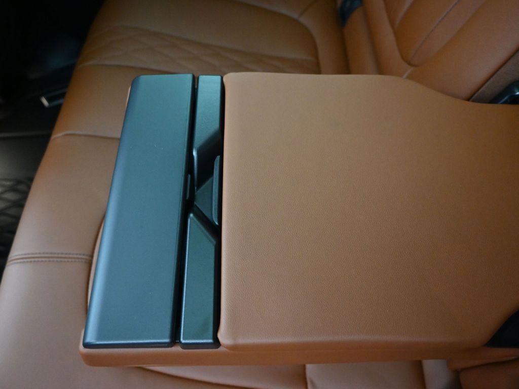 New 2026 BMW X5 M60i image 18