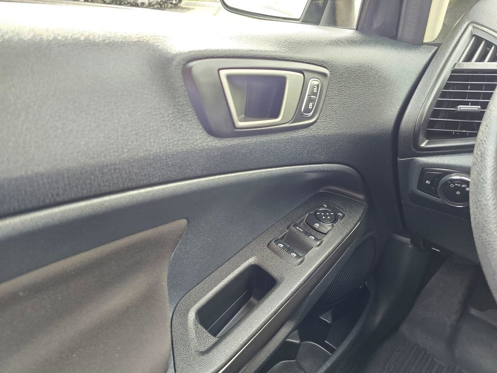 Used 2021 Ford EcoSport SE w/ Interior Protection Package AWD/4WD image 30