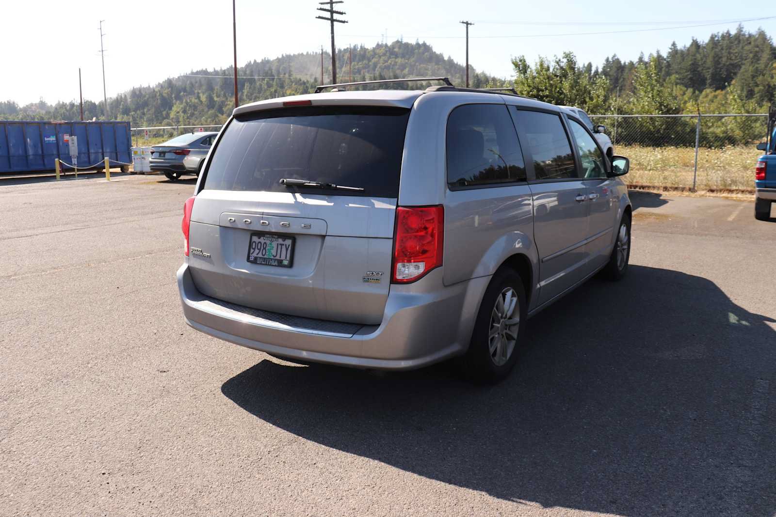 Used 2016 Dodge Grand Caravan SXT FWD image 5