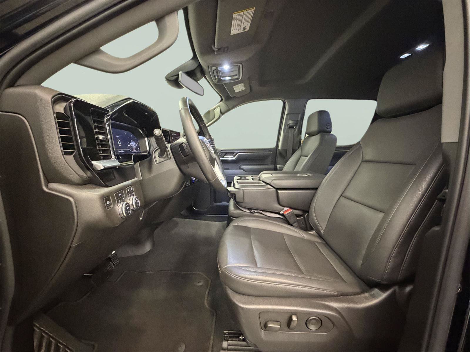 Certified 2025 GMC Sierra 1500 SLT AWD/4WD image 18