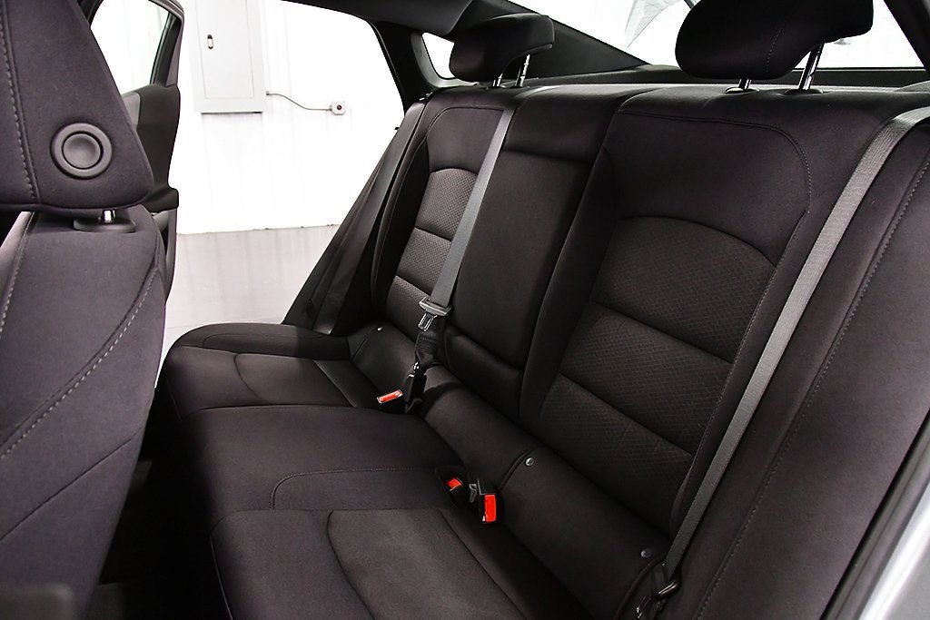 Used 2024 Chevrolet Malibu LT image 28