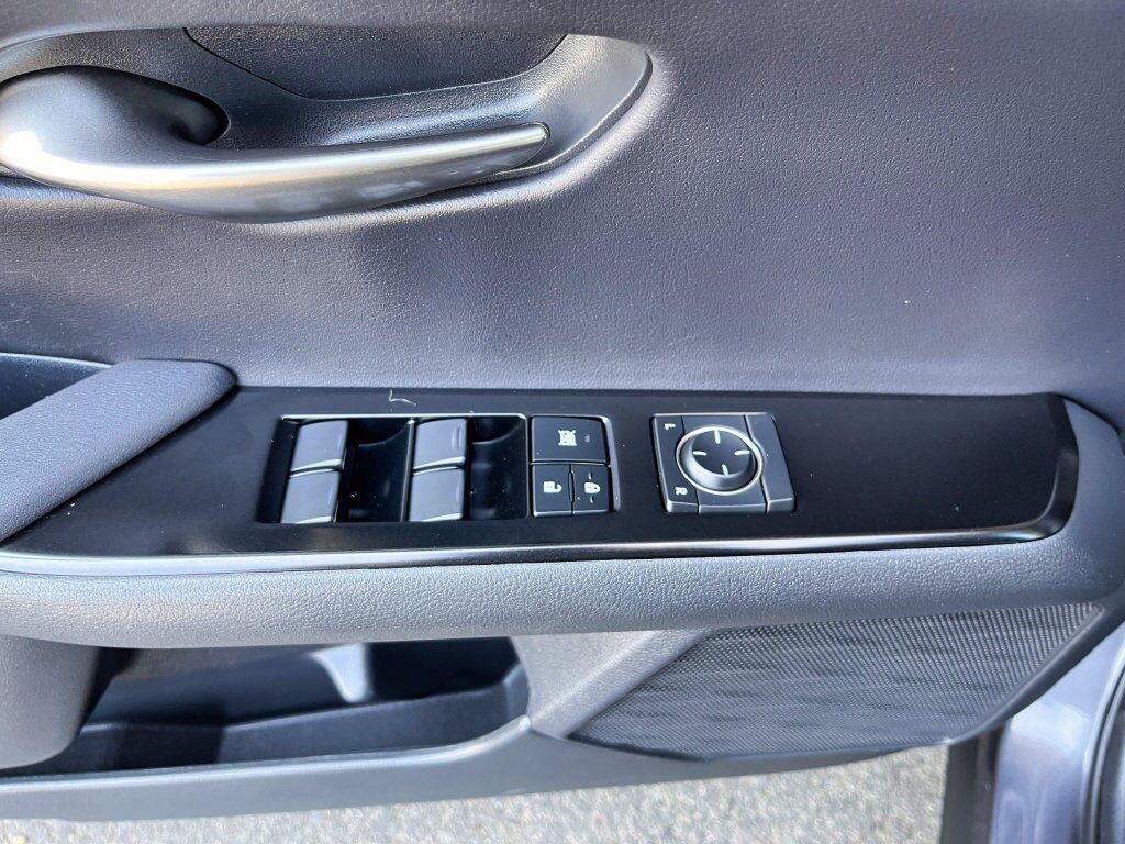 Used 2023 Lexus UX 250h AWD w/ Premium Package image 47