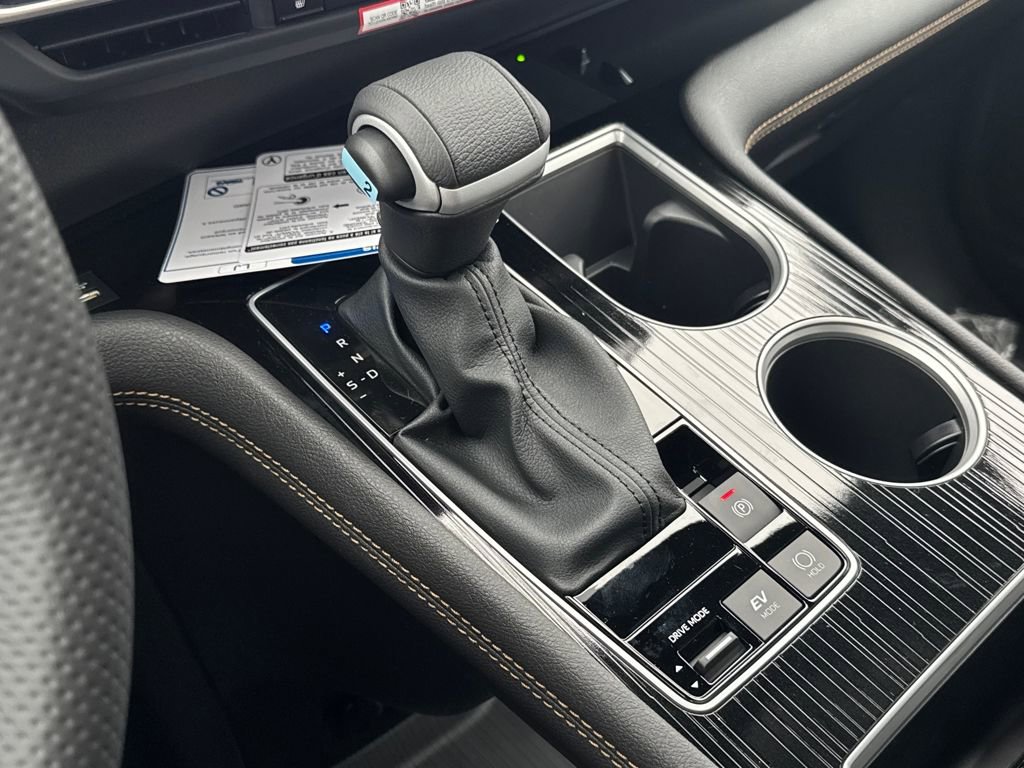 New 2026 Toyota Sienna XLE Woodland Edition image 30