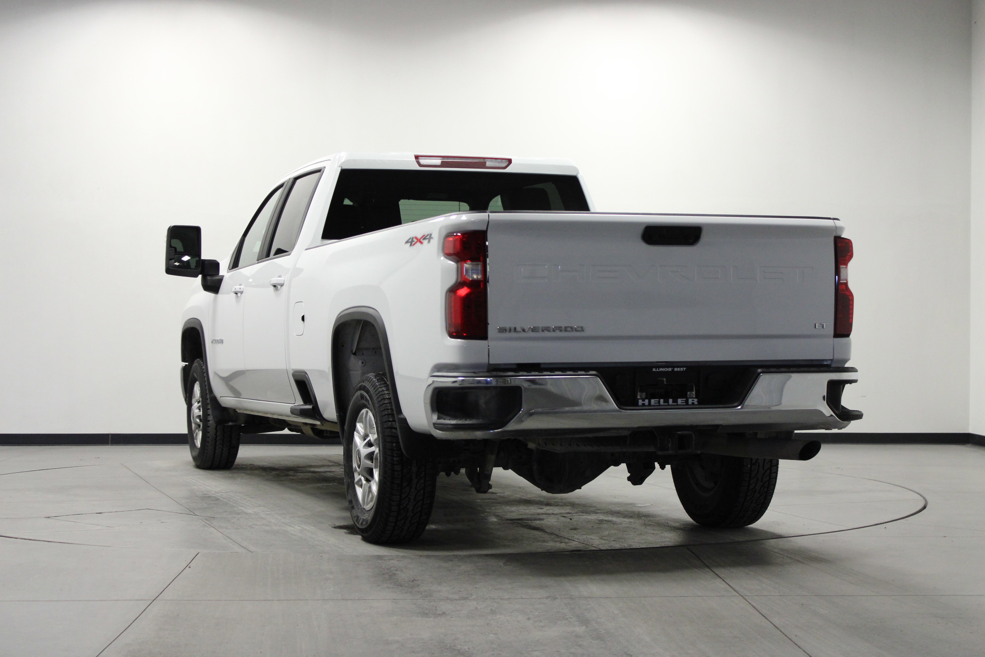 Used 2025 Chevrolet Silverado 2500 LT w/ Convenience Package image 6