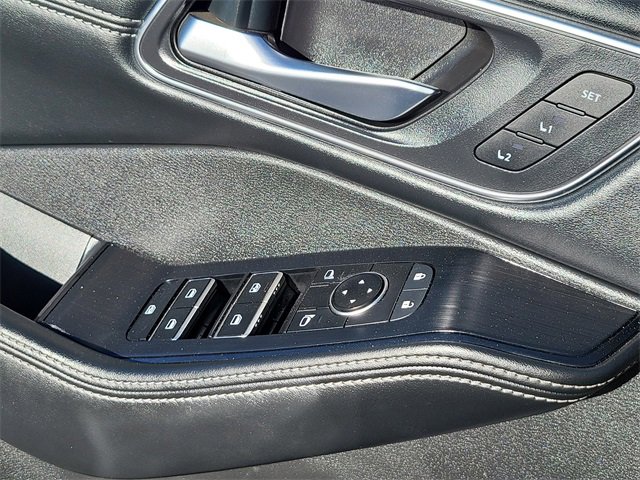 Used 2021 Nissan Rogue SL w/ Premium Package image 10