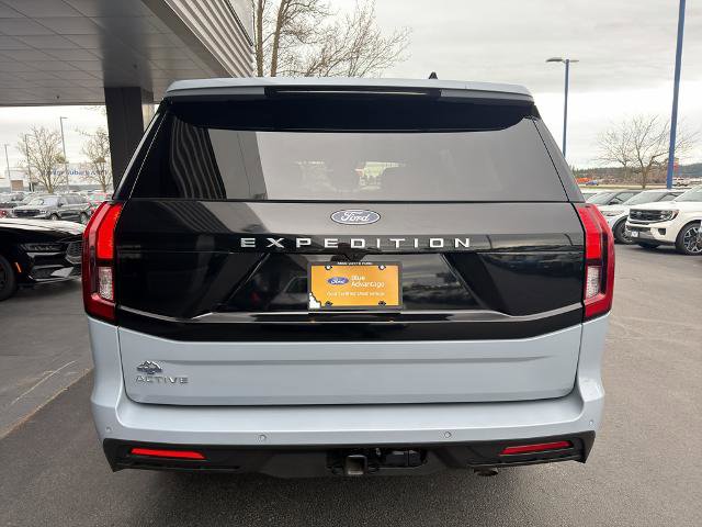 Certified 2025 Ford Expedition Active AWD/4WD image 14