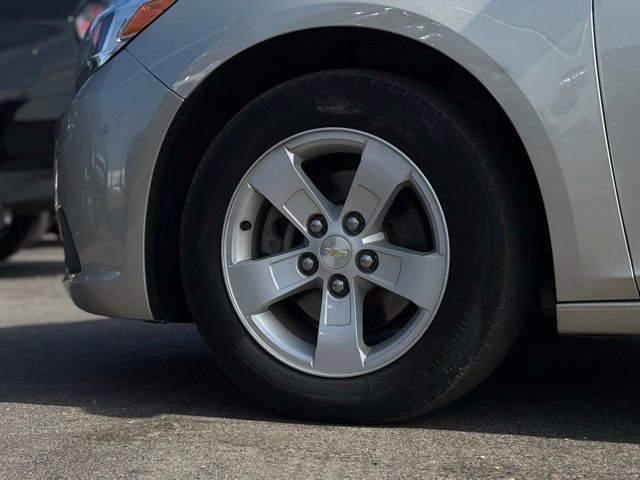 Used 2016 Chevrolet Malibu LS image 41