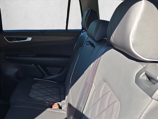 New 2026 Volkswagen Atlas SEL Premium R-Line image 16