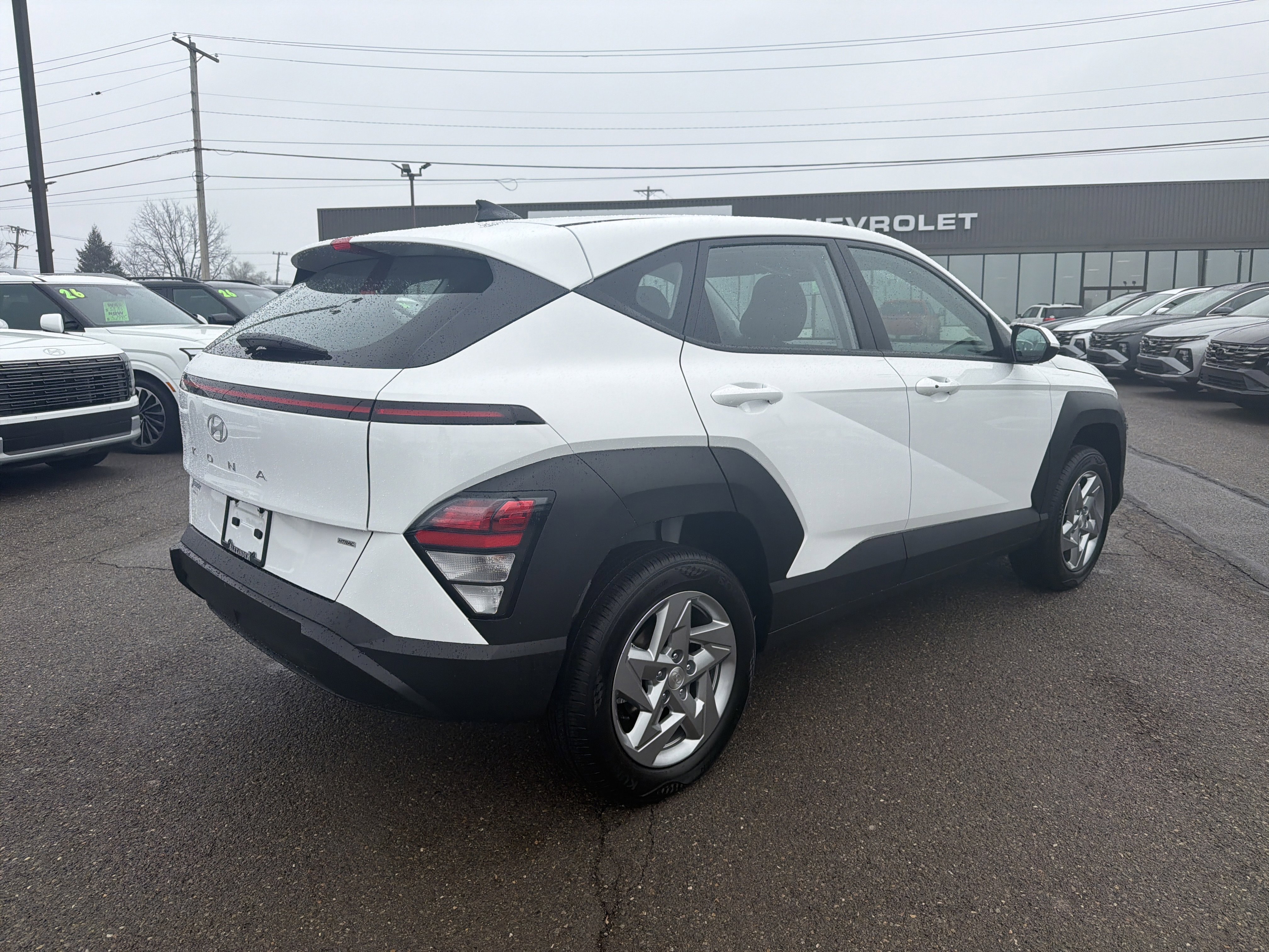 New 2026 Hyundai Kona SE image 3