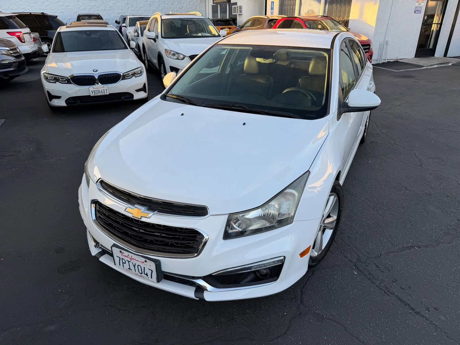Used 2016 Chevrolet Cruze LT w/ Enhanced Safety Package image 4
