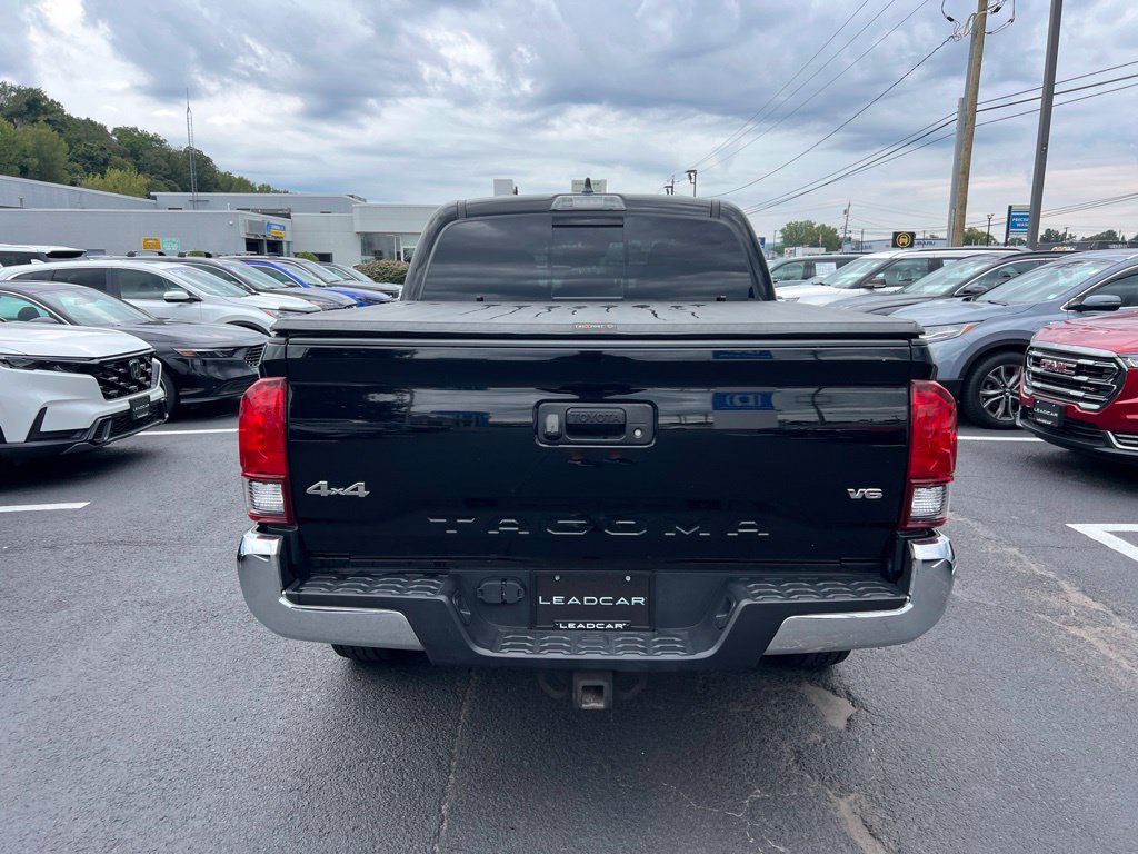 Used 2023 Toyota Tacoma SR5 AWD/4WD image 4