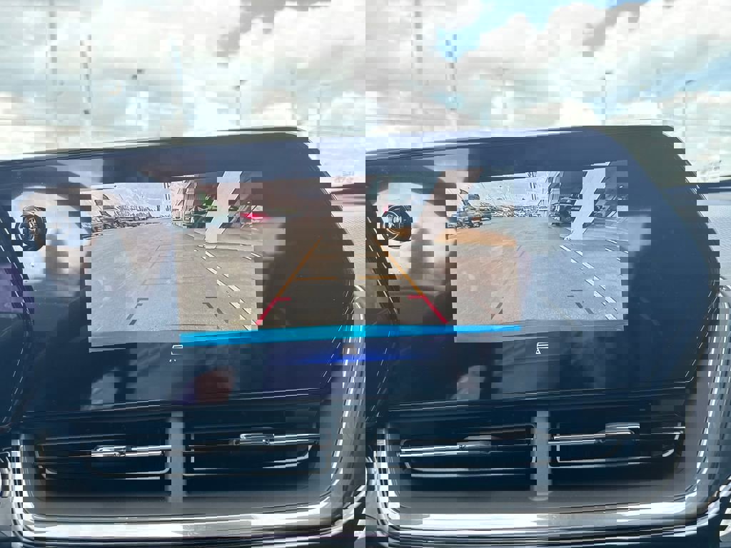 New 2026 Chevrolet Trax ACTIV w/ Driver Confidence Package image 21