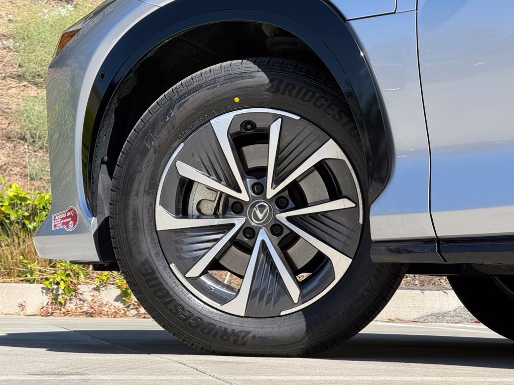 Certified 2024 Lexus RZ 300e Premium w/ Technology Package FWD image 8