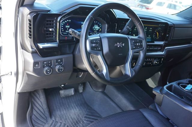 Used 2023 Chevrolet Silverado 1500 LT Trail Boss w/ Protection Package AWD/4WD image 11
