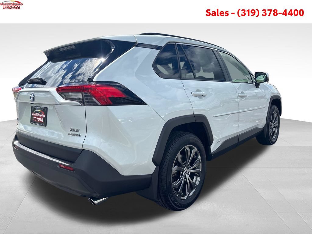 Certified 2023 Toyota RAV4 XLE Premium AWD/4WD image 6