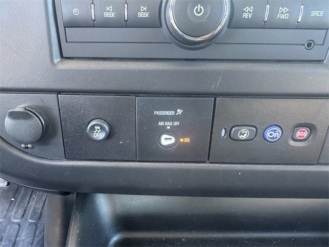 Used 2025 Chevrolet Express 3500 Extended w/ Driver Convenience Package image 25