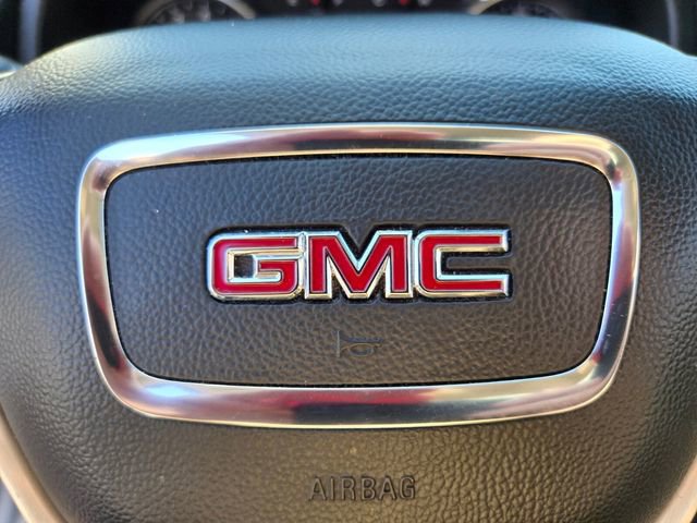 Used 2024 GMC Terrain SLT image 28