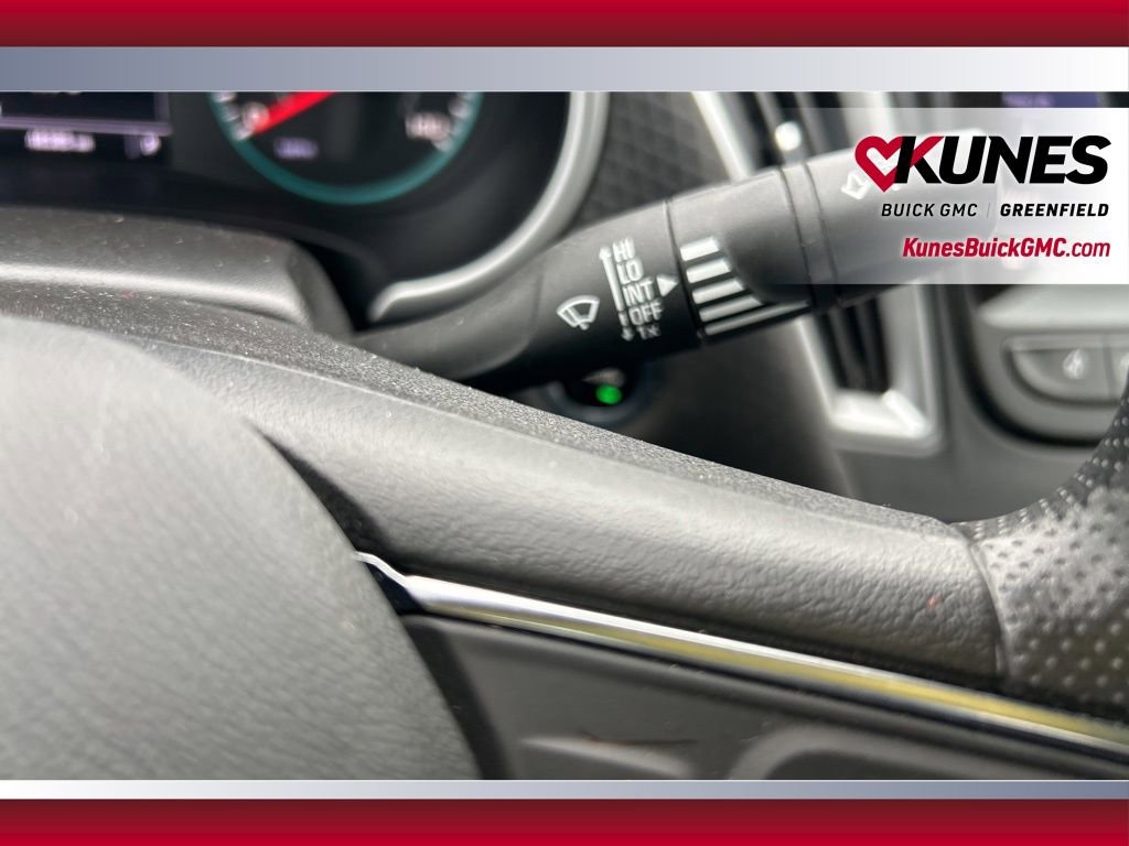 Used 2024 Chevrolet Malibu LT image 27