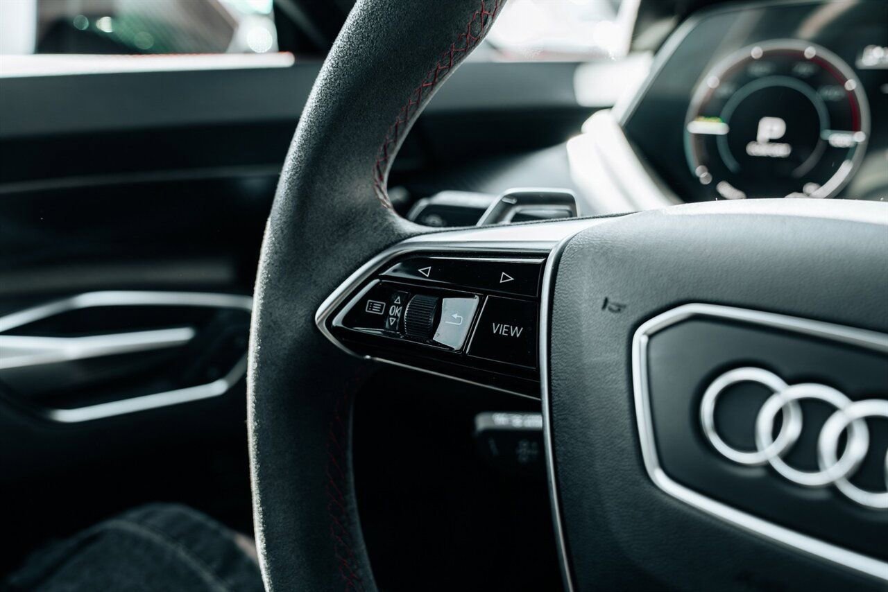 Used 2022 Audi RS e-tron GT w/ Year 1 Package image 28