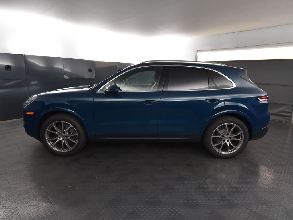 New 2026 Porsche Cayenne image 2